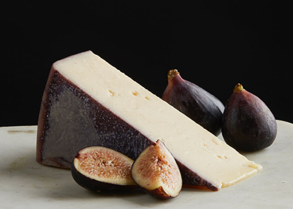 Merlot BellaVitano Cheese wedge with figs